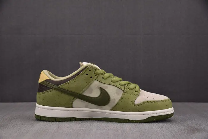 Nike SB Dunk Low Yuto Horigome Matcha 