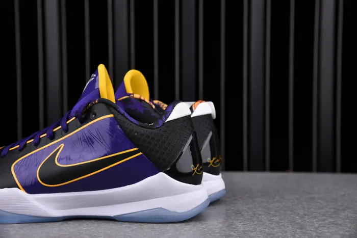 nike kobe 5 protro lakers 