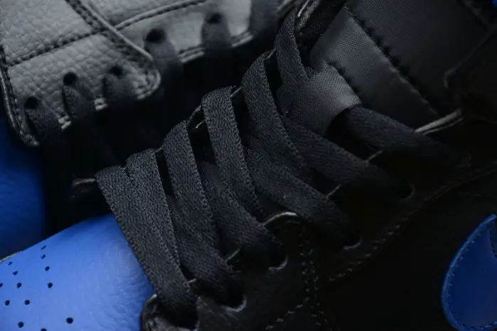 air jordan 1 mid black hyper royal 