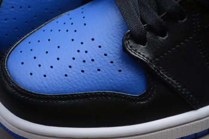 air jordan 1 mid black hyper royal AEF20