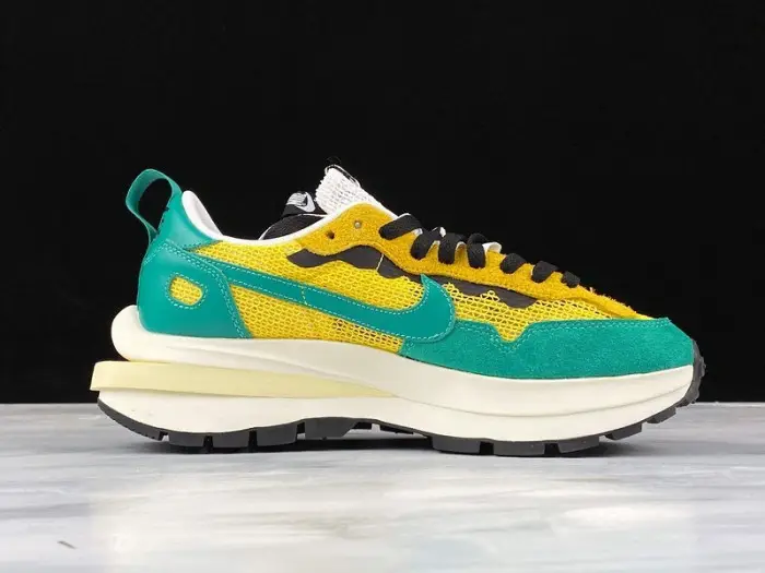 sacai x nike pegasus vaporfly sp CEBE1225