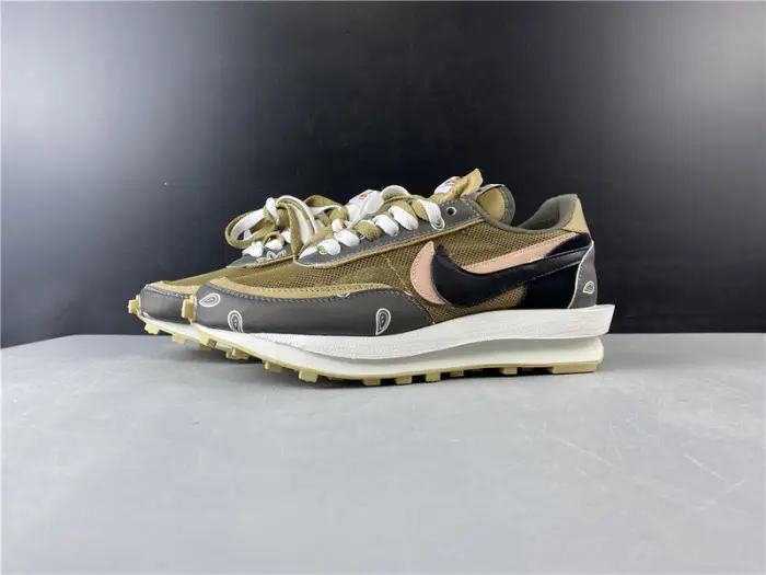 travis scott x sacai x nike ldv waffle daybreak" ACBA1137