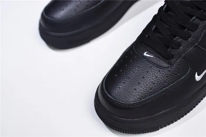 nike air force 1 utility black 