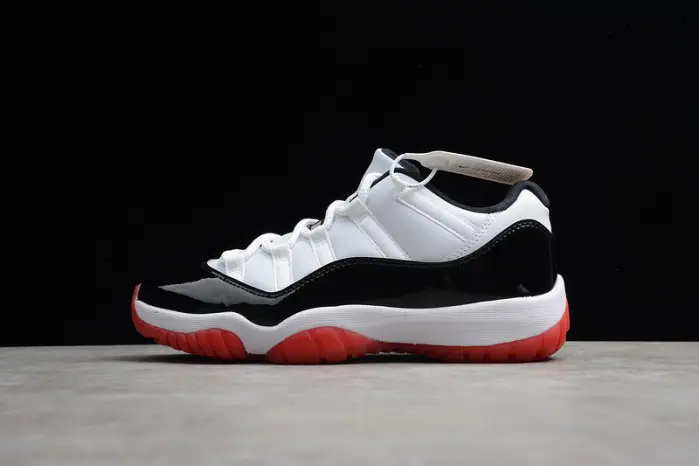 air jordan 11 low white bred 