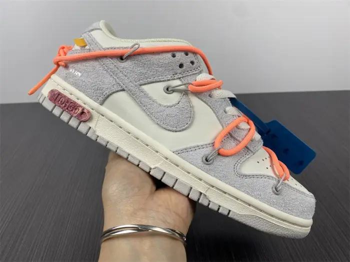dunk low “19 of 50” 