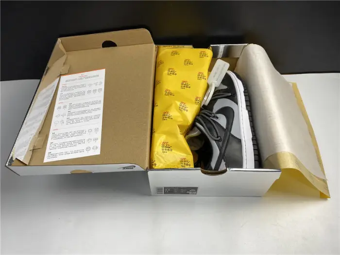 OFW x Nike Dunk Low Black Salt CT0856 