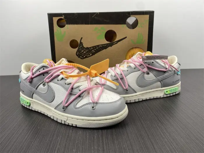 ofw x dunk low “09 of 50” 