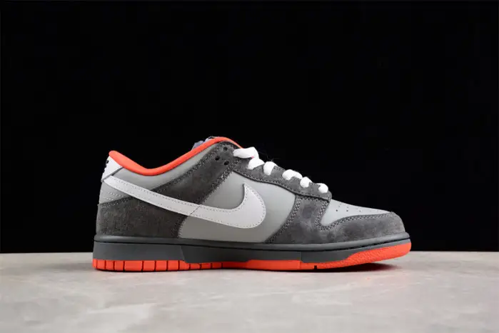 nike sb dunk low staple nyc pigeon 