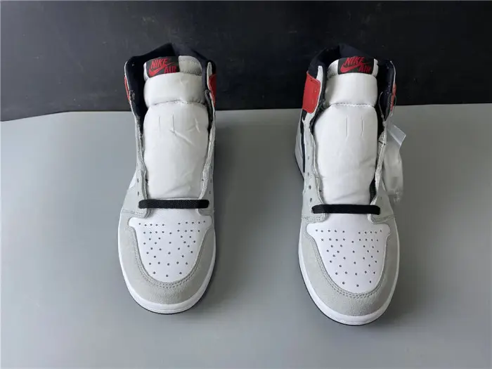 air jordan 1 retro high light smoke grey 