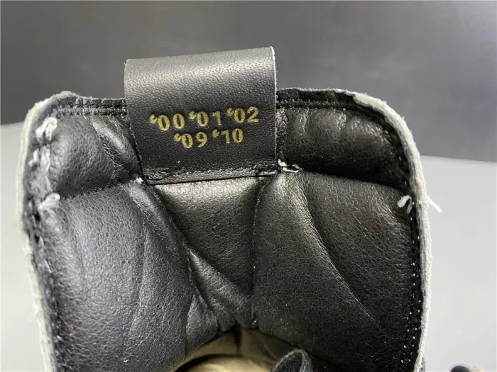 kobe bryant x air jordan 1 high og black-purple 
