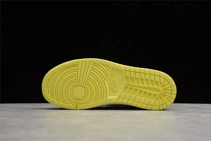 jordan 1 mid se voltage yellow (w) 