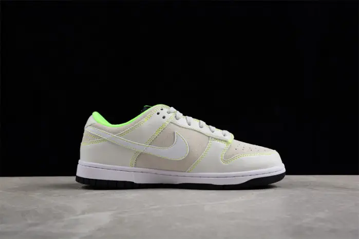 nike dunk low university of oregon pe 