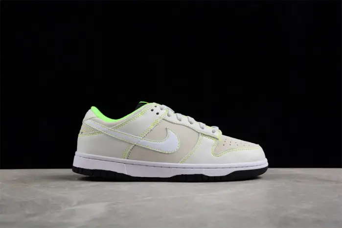 nike dunk low university of oregon pe 