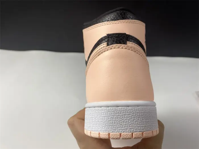 air jordan 1 crimson tint 