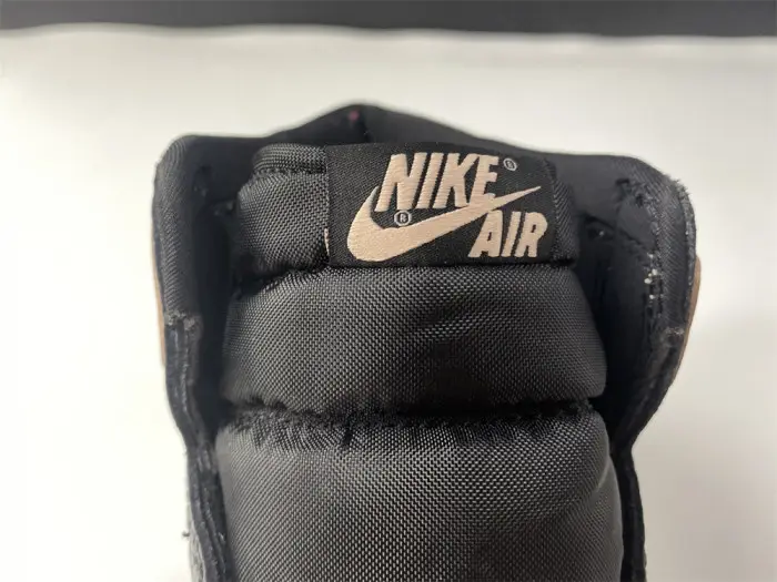 air jordan 1 crimson tint 