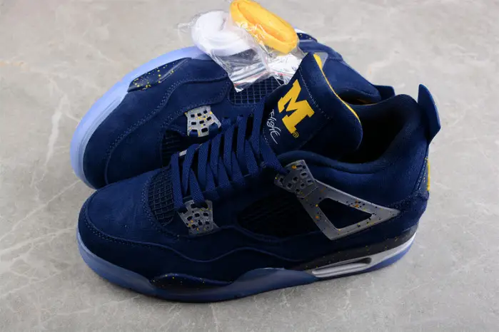air jordan 4 retro michigan (pe) aj4 