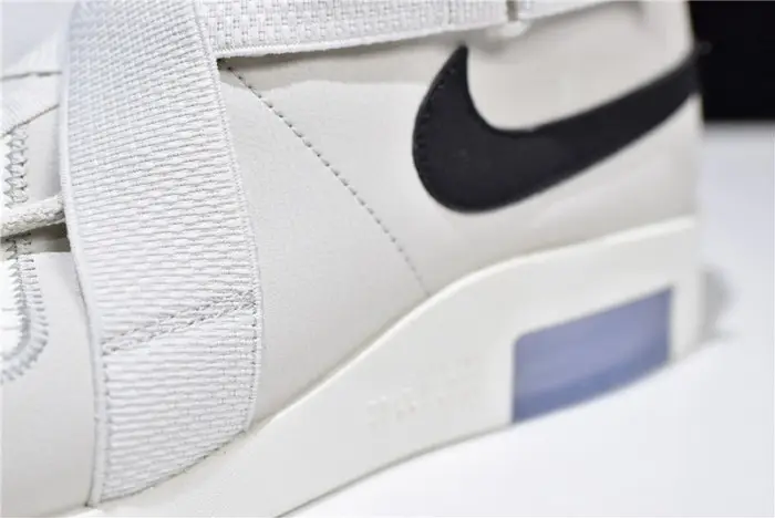 nike air fear of god raid light bone 