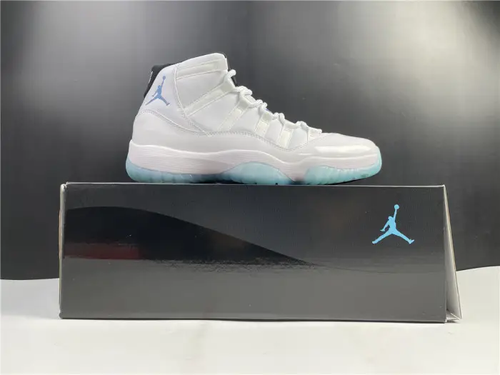air jordan 11 "legend blue“ 