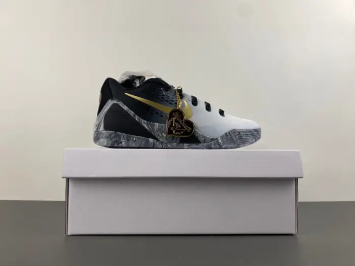 Nike Kobe 9 EM Low Protro Mambacita 