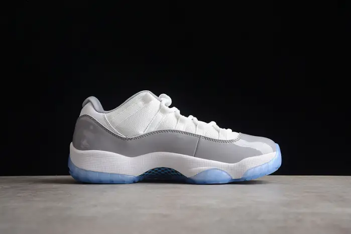 air jordan 11 low ‘cement grey’ 