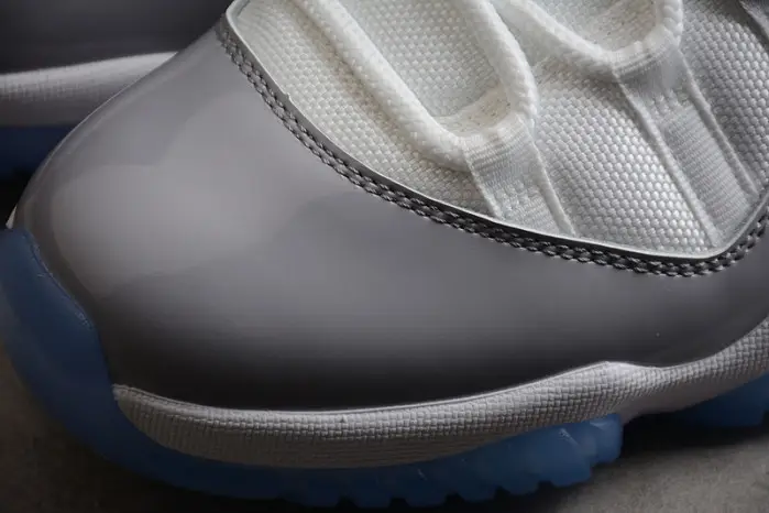 air jordan 11 low ‘cement grey’ 