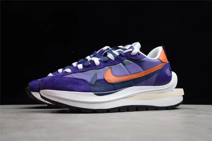 nike vaporwaffle sacai dark iris 