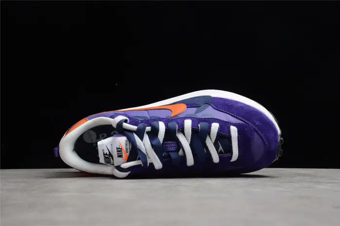 nike vaporwaffle sacai dark iris 