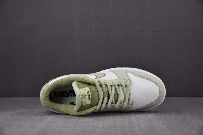 Nike Dunk Low SE Fleece Pack Honeydew (W) 