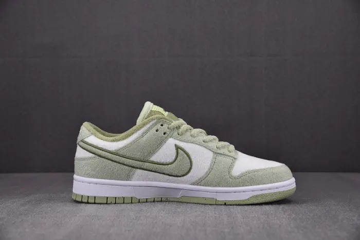 Nike Dunk Low SE Fleece Pack Honeydew (W) 