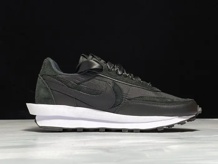 sacai nike ldv waffle black nylon 