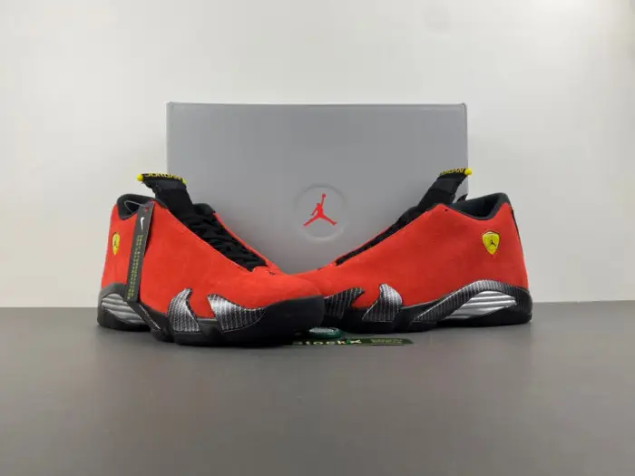 Air Jordan 14 Retro Ferrari (2025) CDAAB2