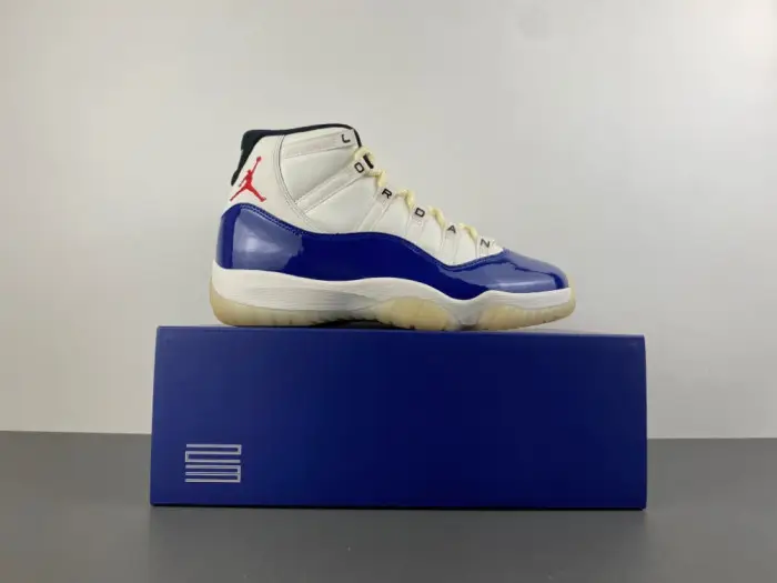 Air Jordan 11 Retro Rare Air 