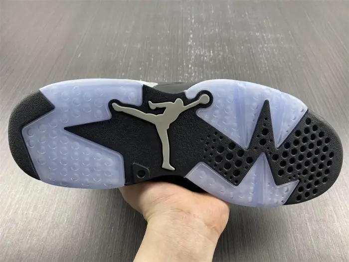 air jordan 6 “metallic silver” 