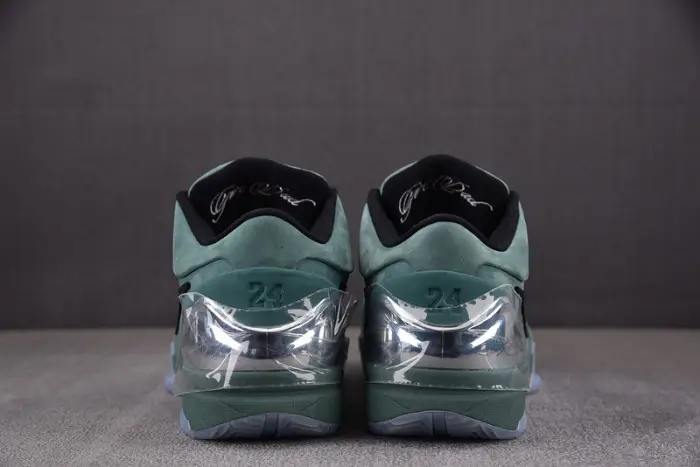 nike kobe 4 protro “girl dad” 