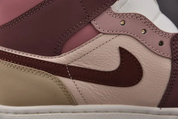 air jordan 1 mid se dark pony smoky mauve 