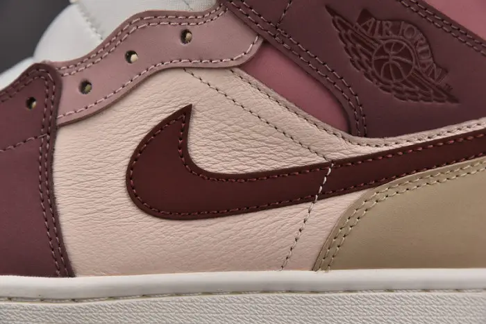 air jordan 1 mid se dark pony smoky mauve 