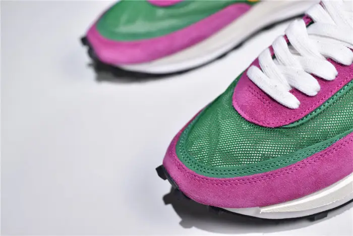 sacai x nike ldv waffle colorway 