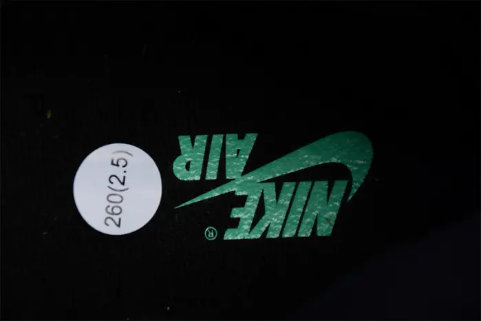 air jordan 1 retro high og green glow 