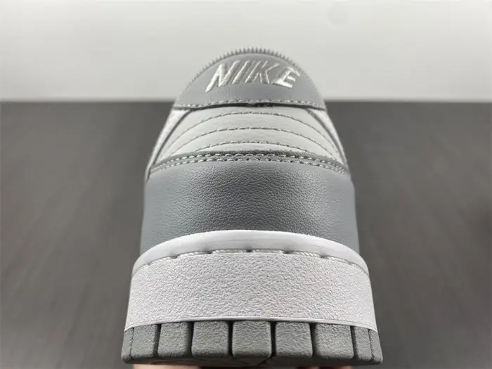 nike dunk low grey white 