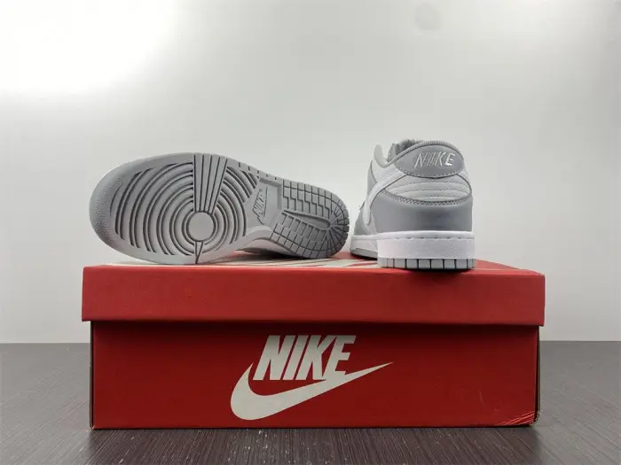 nike dunk low grey white 