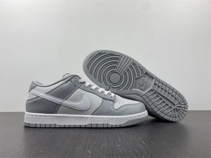 nike dunk low grey white 