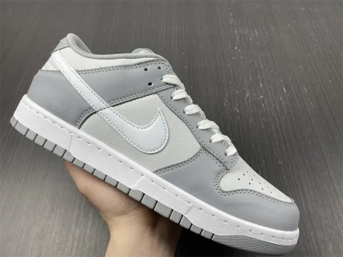 nike dunk low grey white 