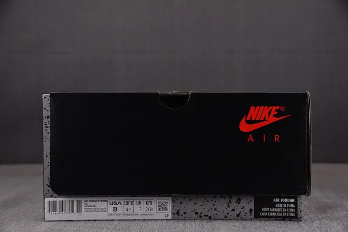 Air Jordan 5 “Black Metallic Reimagined” 
