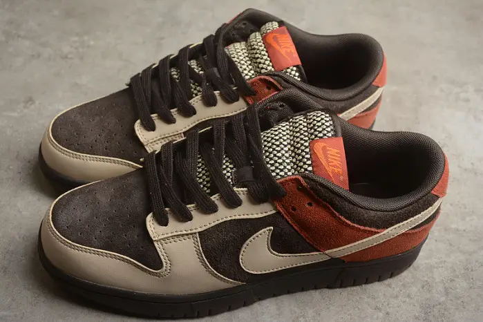 nike dunk low "red panda" 