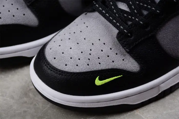 nike dunk low "black grey neon green" 