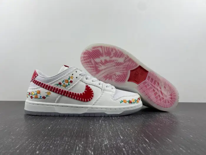 nike sb dunk low decon n7 opti yellow university red 