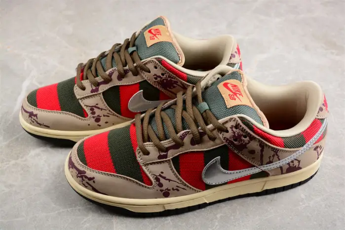 nike sb dunk low freddy krueger 