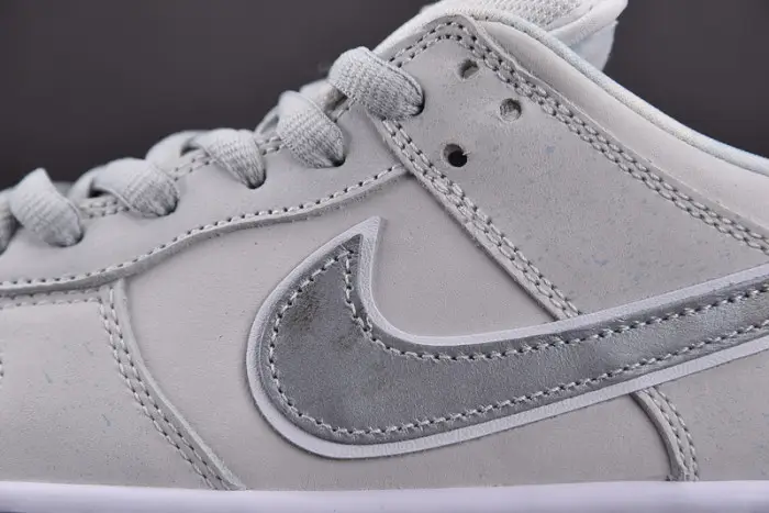 concepts x nike sb dunk low "white lobster" 