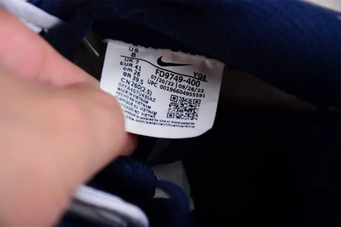 nike dunk low summit white midnight navy 
